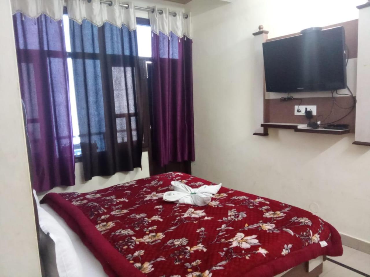 Krishna Holiday Guest House Block II Dharamshala Exterior foto